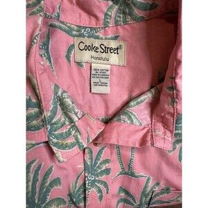 Cooke Street Honolulu  Men's Hawaiian Shirt pale pink with palm trees  L Cotton